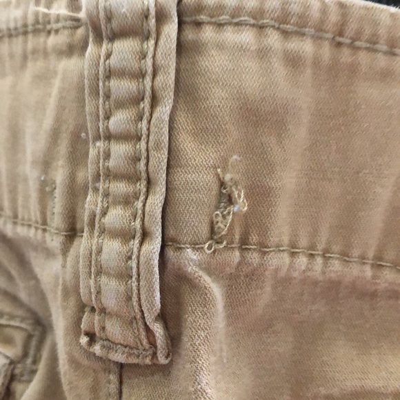 Hollister women’s size 1 khaki shorts - Picture 4 of 4